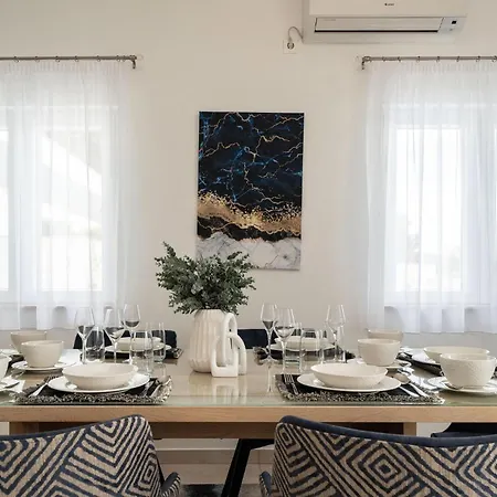Carre Violet Holiday home